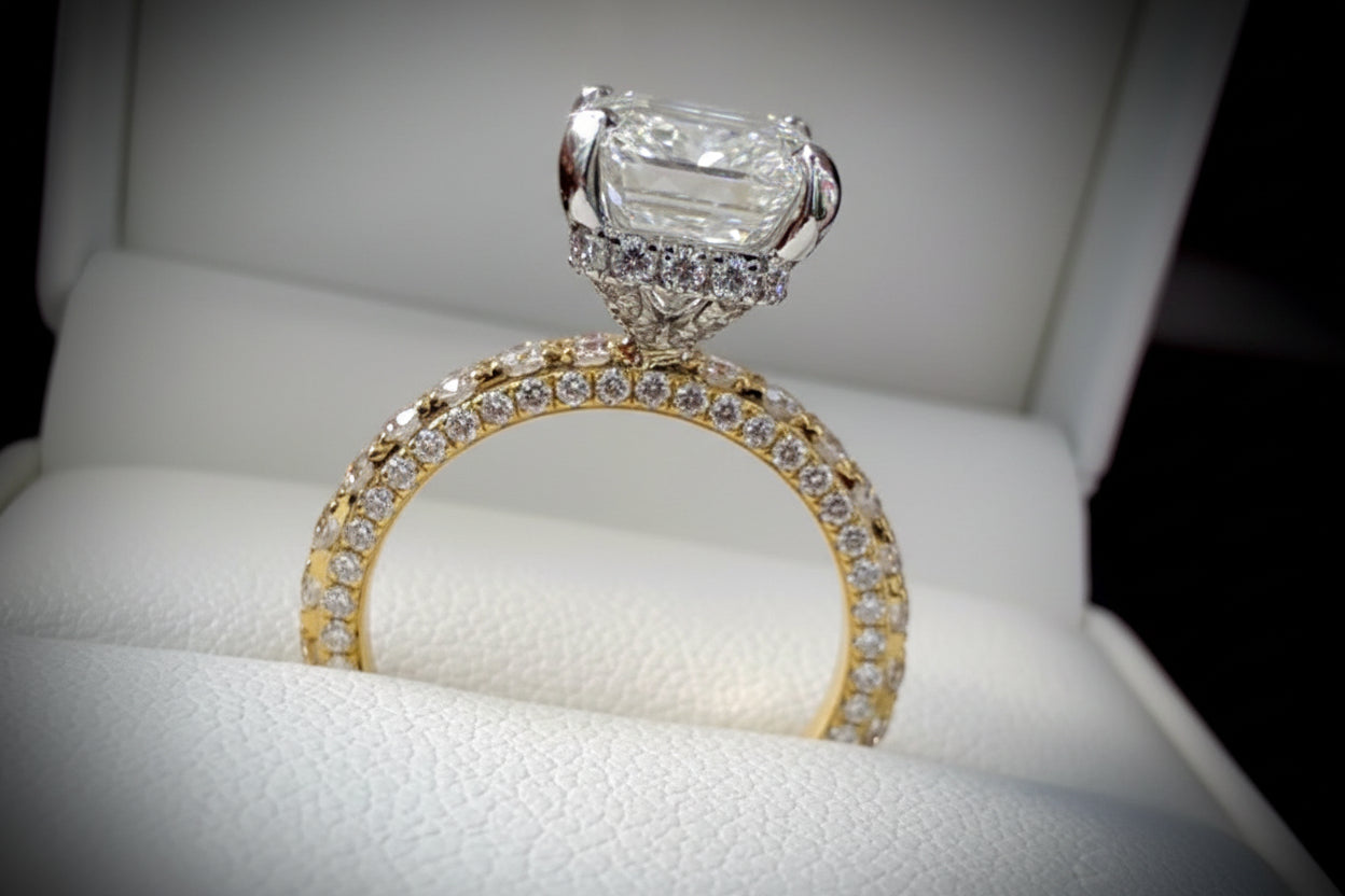 𝐻𝑒𝑙𝑒𝑛𝑎 - 𝑇ℎ𝑒 𝐵𝑟𝑖𝑔ℎ𝑡 𝑆ℎ𝑖𝑛𝑖𝑛𝑔 𝐿𝑖𝑔ℎ𝑡