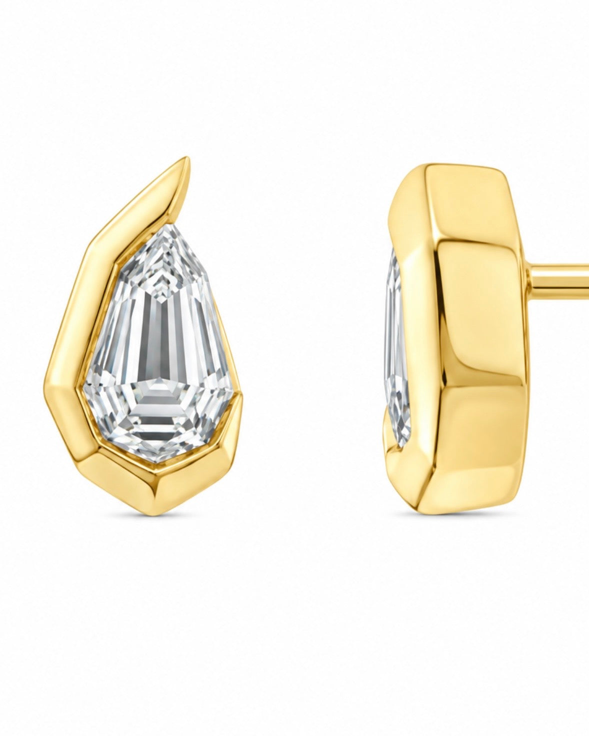 9K Gold 0.60ct Diamond Step-cut Pear Studs