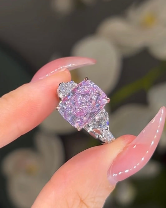 𝐴𝑚𝑎𝑟𝑎 - 𝑇ℎ𝑒 𝐺𝑟𝑎𝑐𝑒𝑓𝑢𝑙