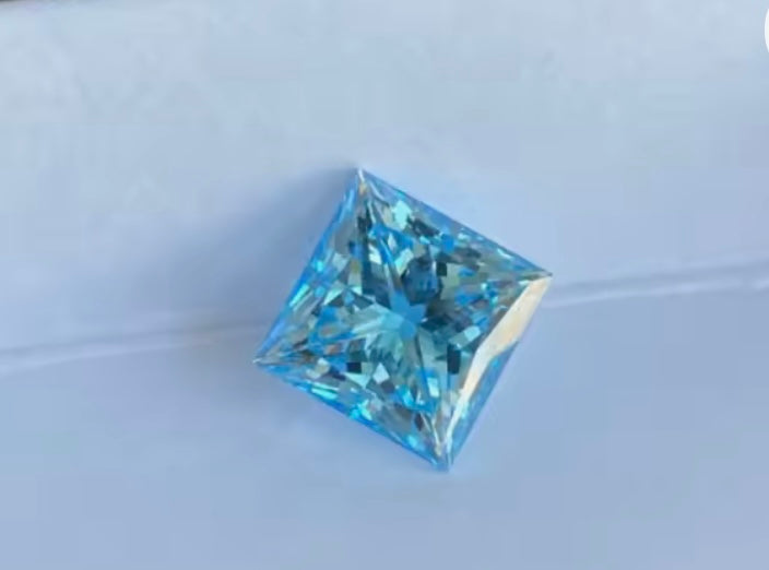 𝐵𝑙𝑢𝑒 𝐷𝑖𝑎𝑚𝑜𝑛𝑑𝑠