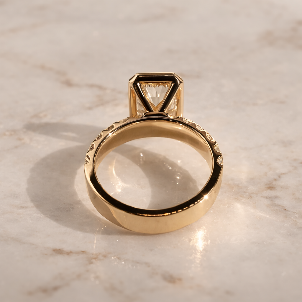 𝐵𝑟𝑜𝑛𝑡𝑒 - 𝑇ℎ𝑒 𝑇ℎ𝑢𝑛𝑑𝑒𝑟