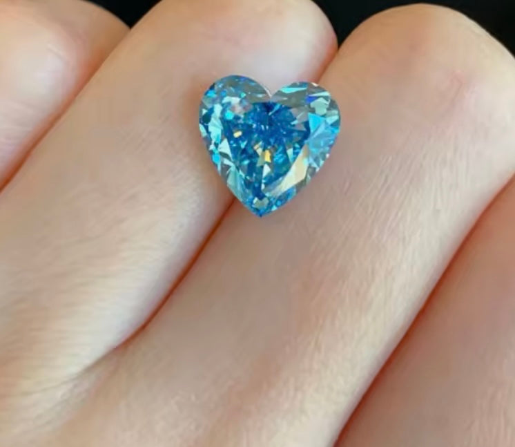 𝐵𝑙𝑢𝑒 𝐷𝑖𝑎𝑚𝑜𝑛𝑑𝑠