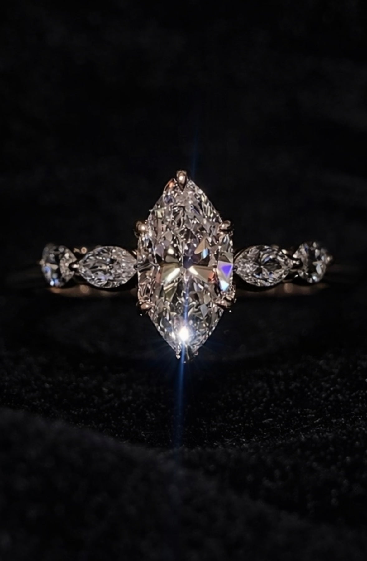 𝐸𝑑𝑒𝑛 - 𝑇ℎ𝑒 𝐷𝑒𝑙𝑖𝑔ℎ𝑡