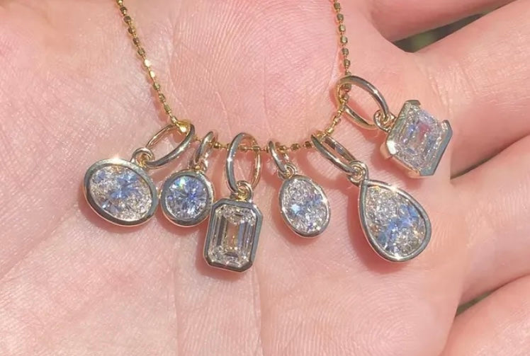 𝐷𝑖𝑎𝑚𝑜𝑛𝑑 𝑃𝑒𝑛𝑑𝑎𝑛𝑡 - 𝐵𝑒𝑧𝑒𝑙