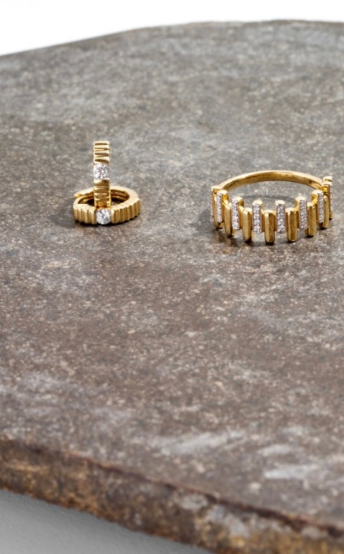 18K Gold Fluted 0.14ct Diamond Huggies