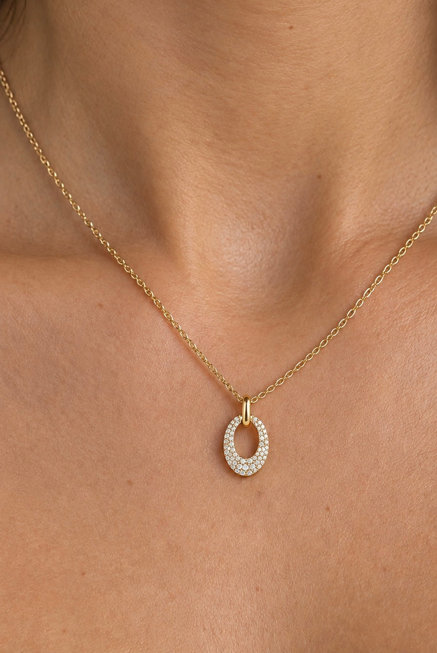 9K Gold 0.20ct Diamond Oval Cluster Necklace
