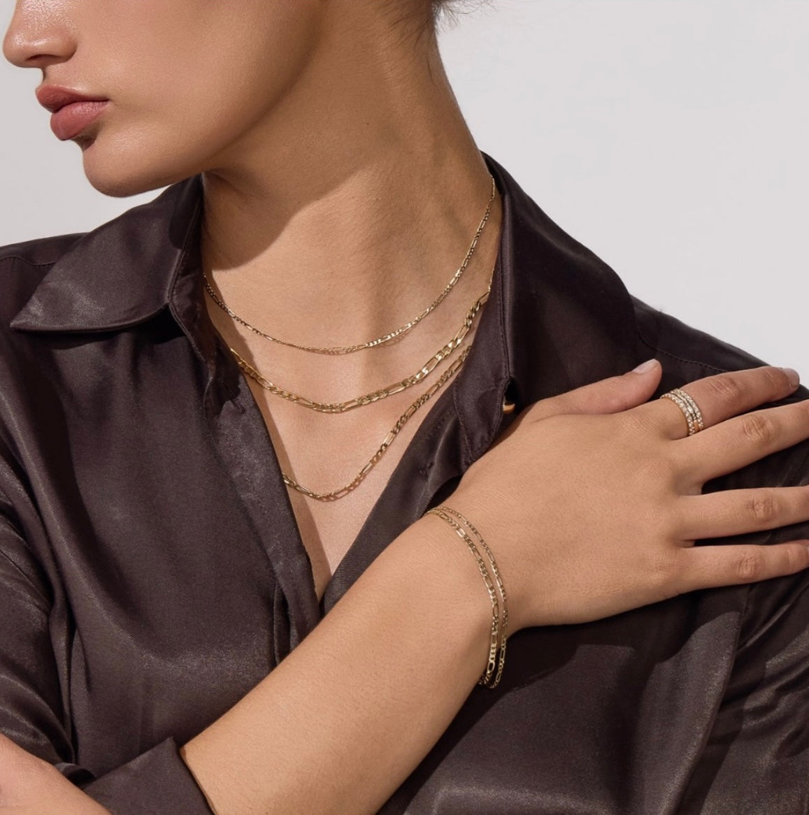 9K & 18K Gold Figaro Bracelet