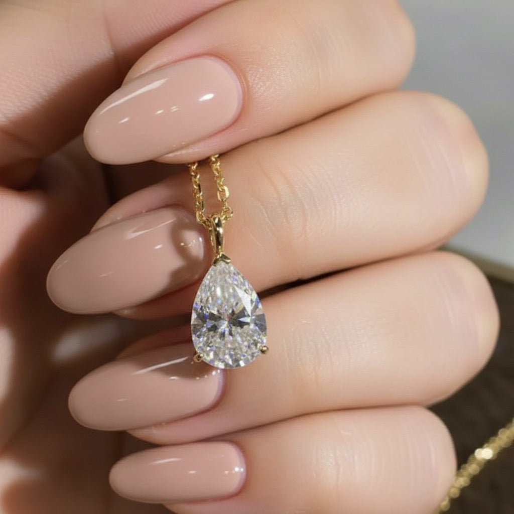 𝐷𝑖𝑎𝑚𝑜𝑛𝑑 𝑃𝑒𝑛𝑑𝑎𝑛𝑡 - 𝑇𝑟𝑎𝑑𝑖𝑡𝑖𝑜𝑛𝑎𝑙