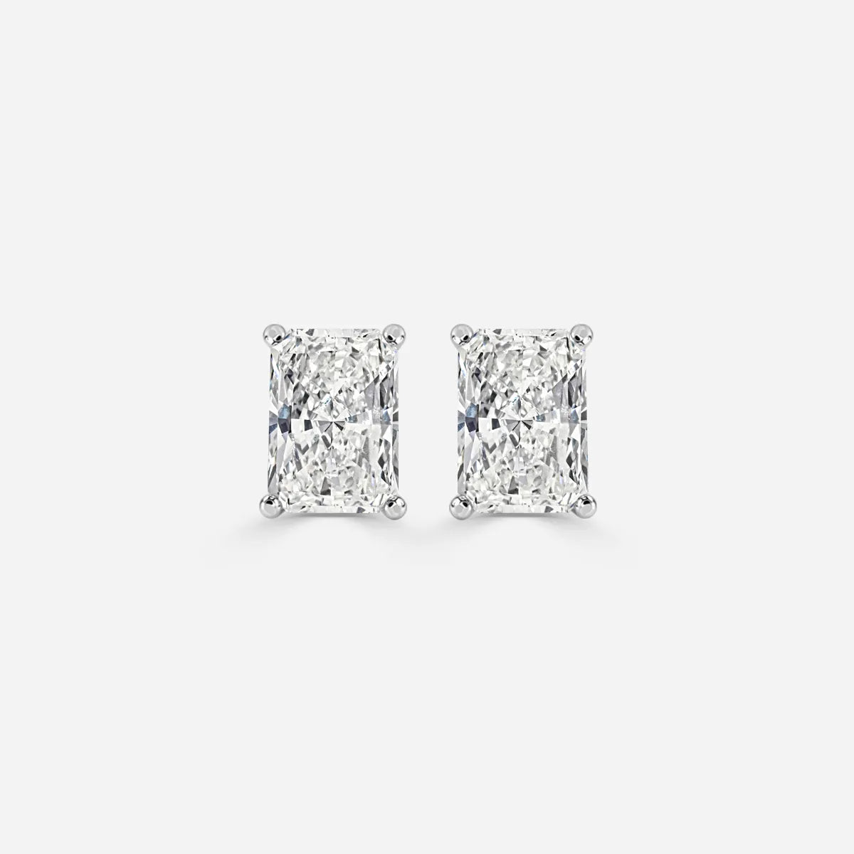 𝑅𝑎𝑑𝑖𝑎𝑛𝑡 𝐶𝑢𝑡