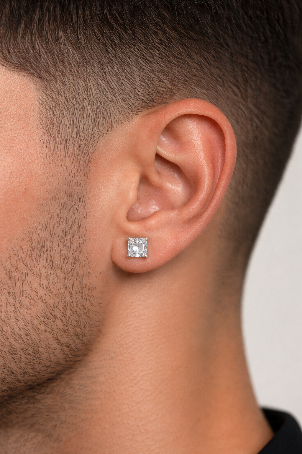 𝑃𝑟𝑖𝑛𝑐𝑒𝑠𝑠 𝐶𝑢𝑡