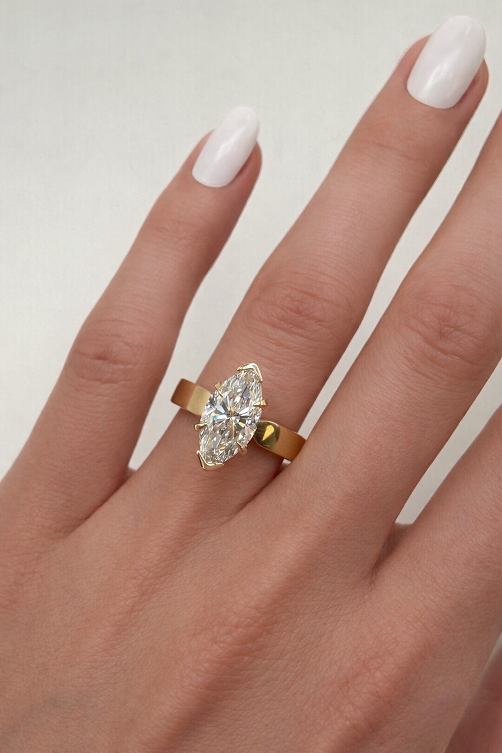 𝐴𝑣𝑎 - 𝑇𝑎𝑝𝑒𝑟𝑒𝑑