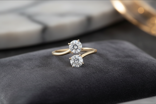 Enhanced diamond ring with luxurious background